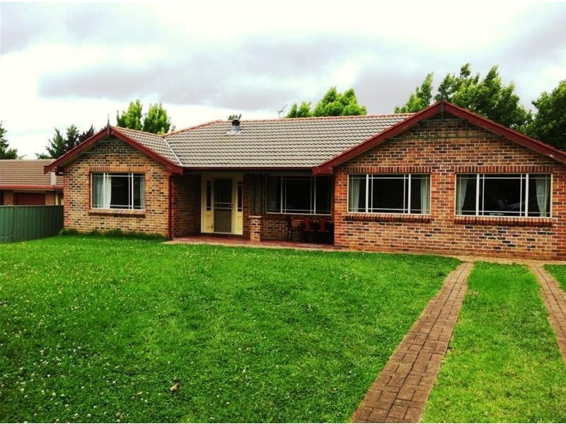 R3/6 Fiona Place, Armidale NSW 2350