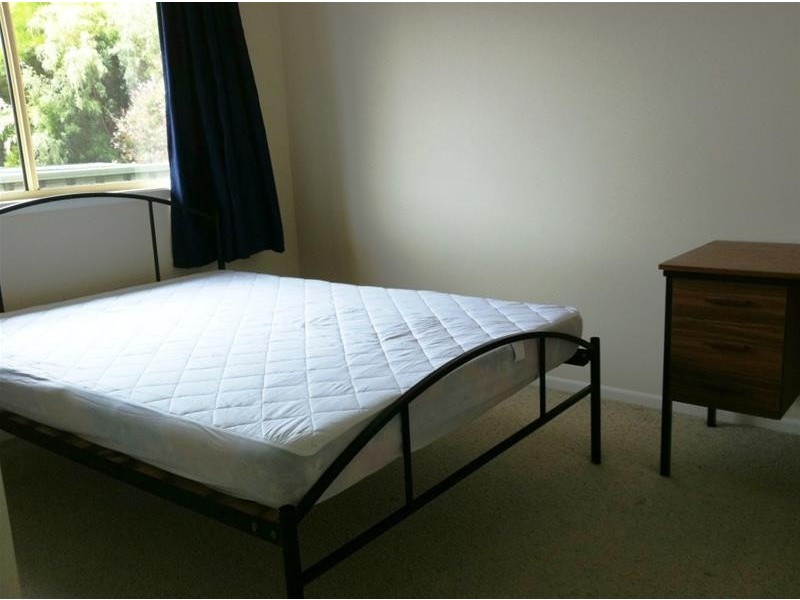 R3/6 Fiona Place, Armidale NSW 2350