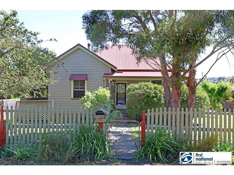 17 Wigan Avenue, Armidale NSW 2350