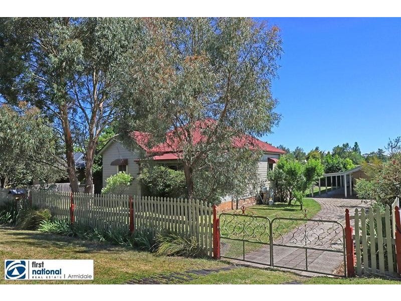 17 Wigan Avenue, Armidale NSW 2350