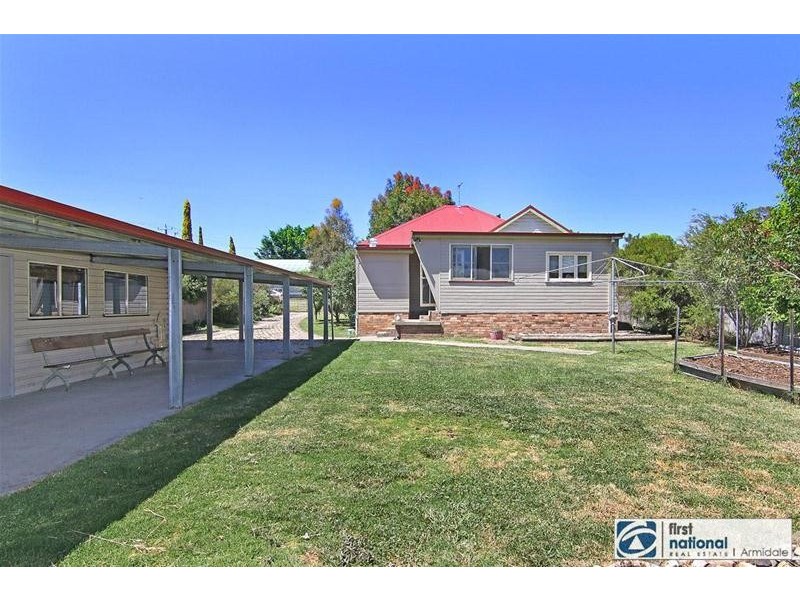 17 Wigan Avenue, Armidale NSW 2350