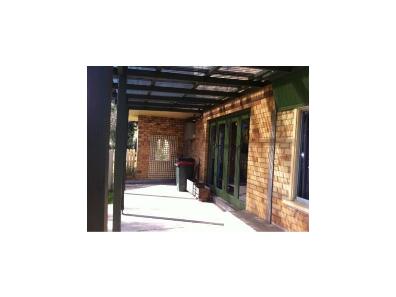 17 Bridge Street, Uralla NSW 2358