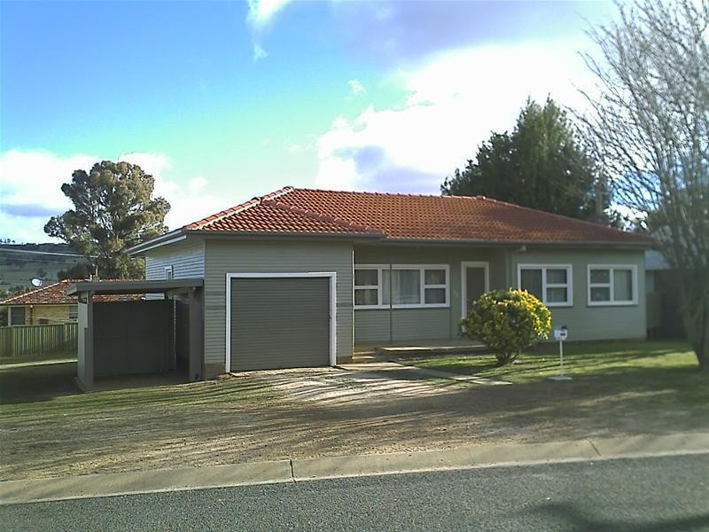 22 Roslyn Avenue, Armidale NSW 2350