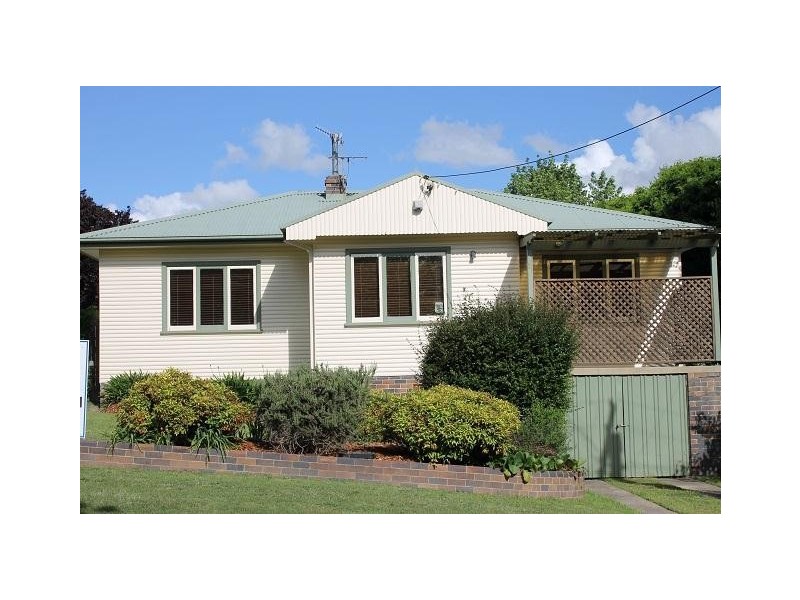 21 Millie Street, Armidale NSW 2350