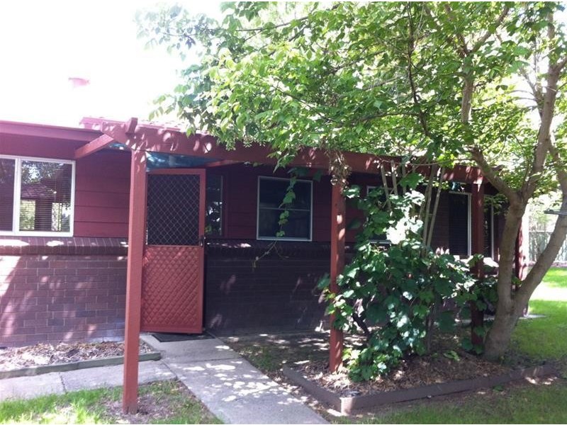 11 Bain Crescent, Armidale NSW 2350