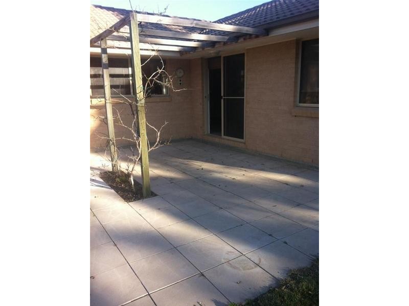 13 Dale Crescent, Armidale NSW 2350