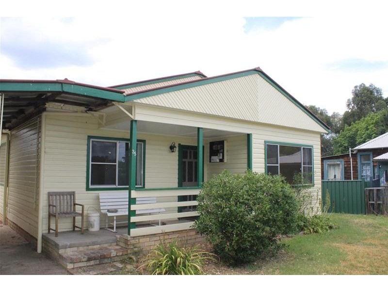 35 Claude Street, Armidale NSW 2350