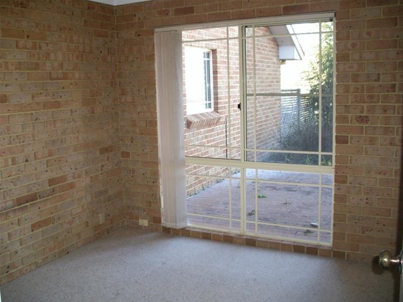 2/9 Phoenix Lane, Armidale NSW 2350