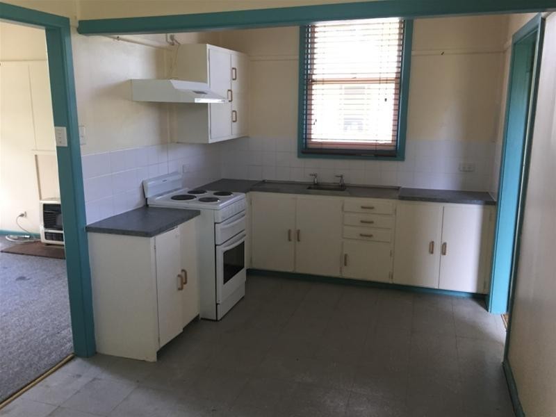 9 Elizabeth Street, Armidale NSW 2350