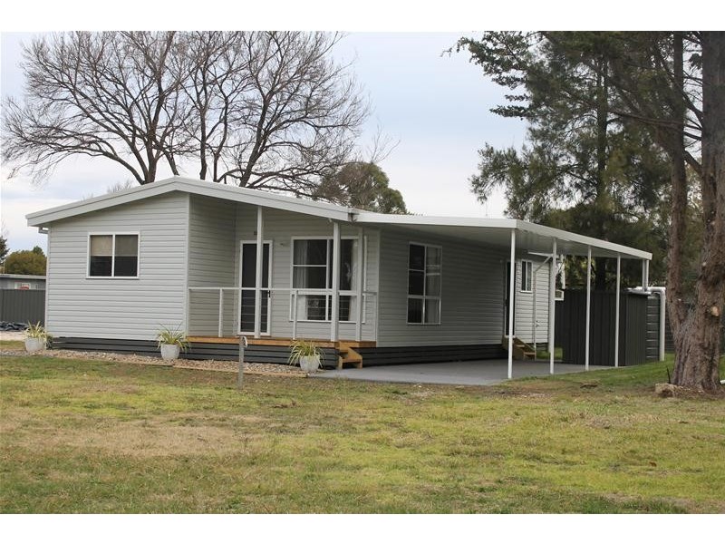 76 Glen Innes Road, Armidale NSW 2350