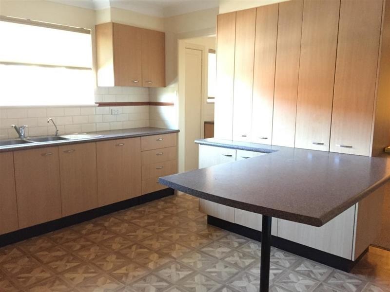 13 Curtis Street, Armidale NSW 2350