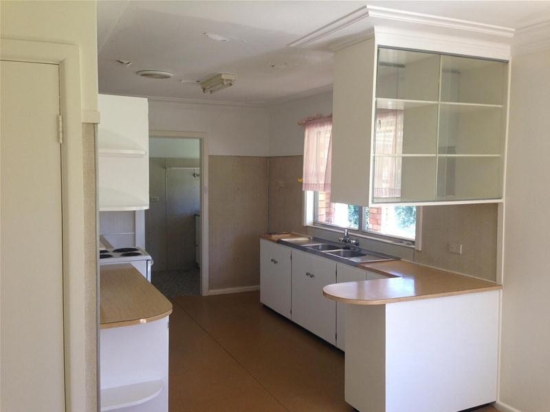 12 Hilda Avenue, Armidale NSW 2350