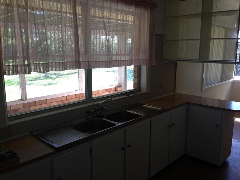 12 Hilda Avenue, Armidale NSW 2350