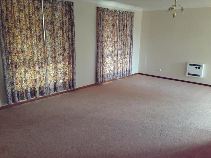 15 Donegal Terrace, Armidale NSW 2350