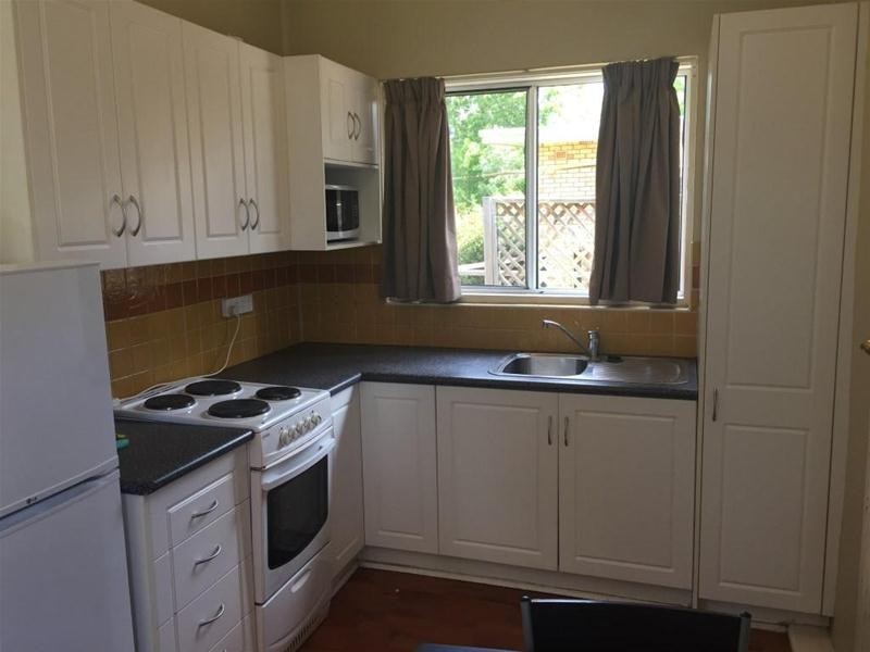 9A Merinda Place, Armidale NSW 2350