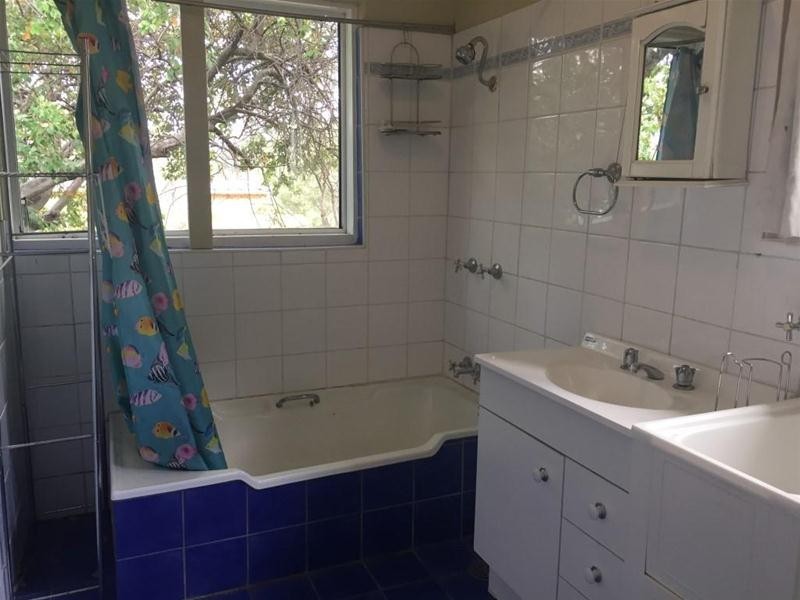 9A Merinda Place, Armidale NSW 2350