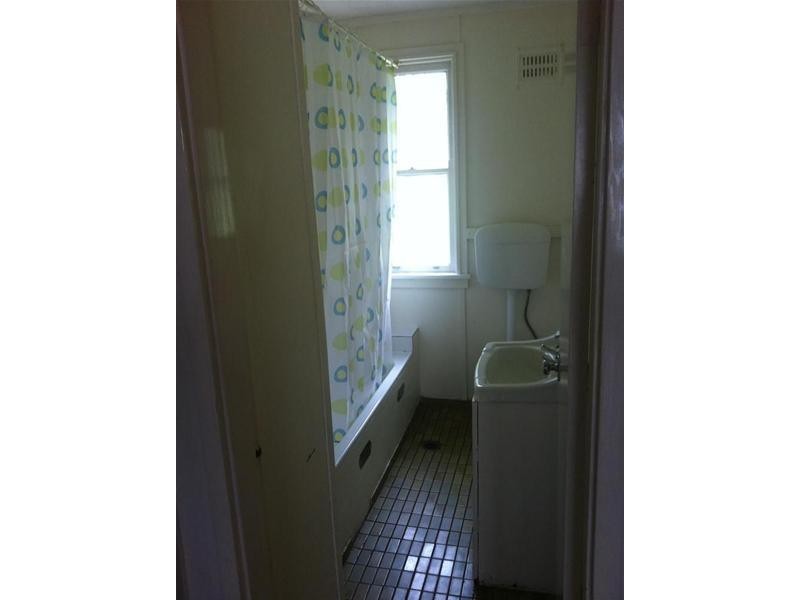 16A Douglas Street, Armidale NSW 2350