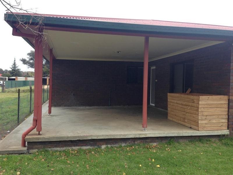 15 Wigan Avenue, Armidale NSW 2350