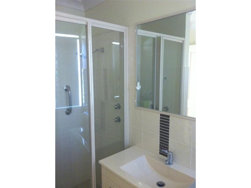 1/5 Sunset Avenue, Armidale NSW 2350