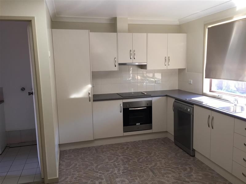 1/30 Crest Road, Armidale NSW 2350