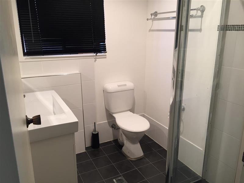 1/30 Crest Road, Armidale NSW 2350