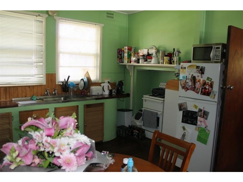 10 Shambrook Avenue, Armidale NSW 2350