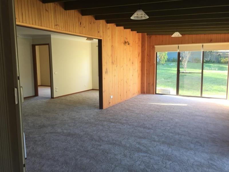 7 Newbury Drive, Armidale NSW 2350