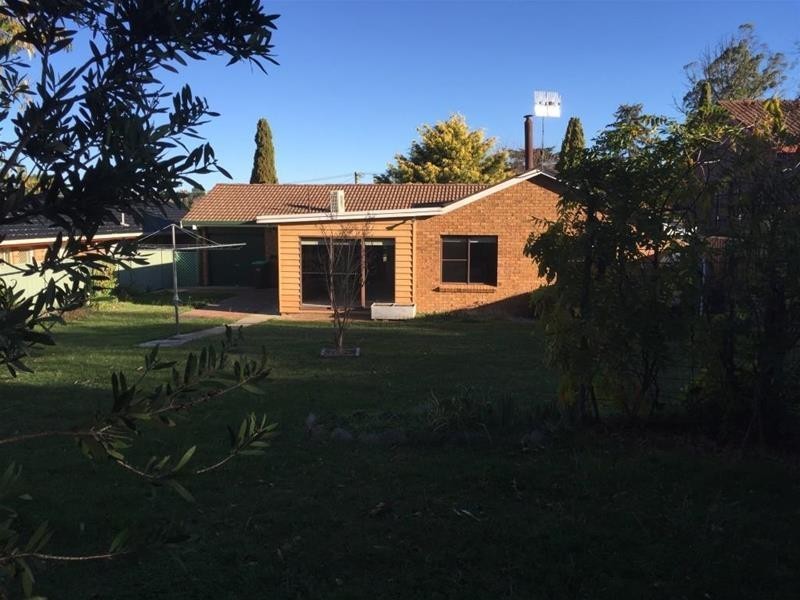 7 Newbury Drive, Armidale NSW 2350