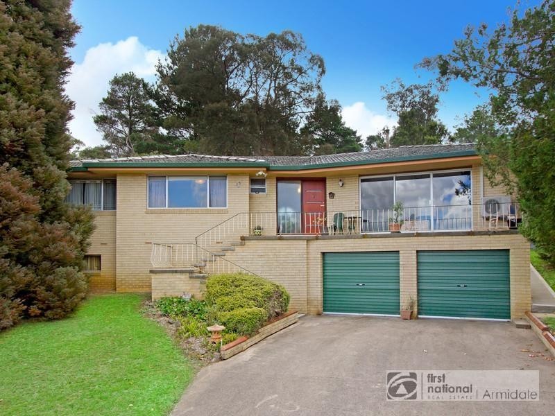 25 Campion Parade, Armidale NSW 2350
