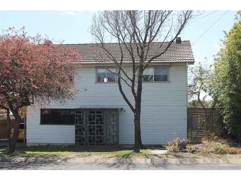 5 Speare Avenue, Armidale NSW 2350