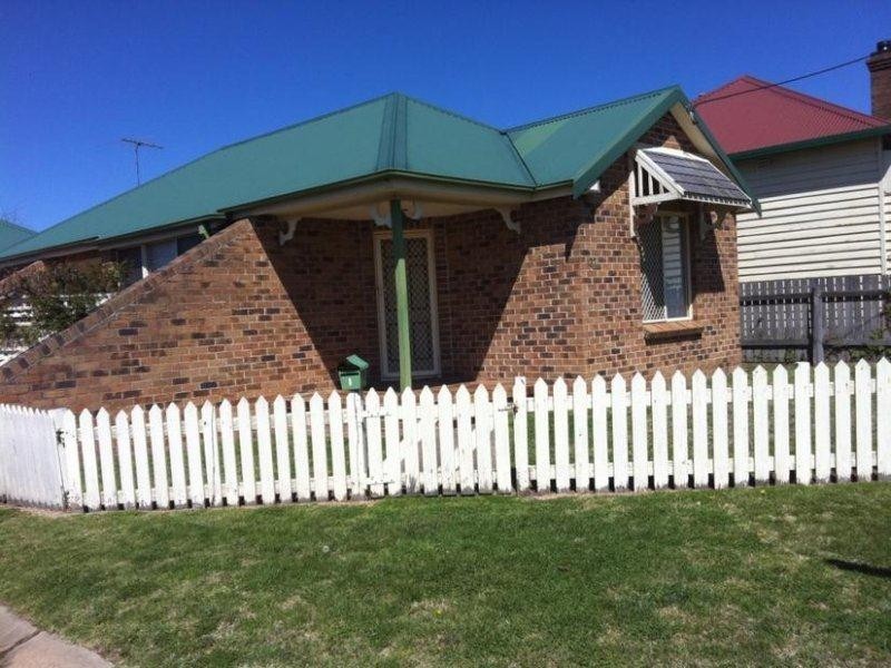 1/137 Taylor Street, Armidale NSW 2350