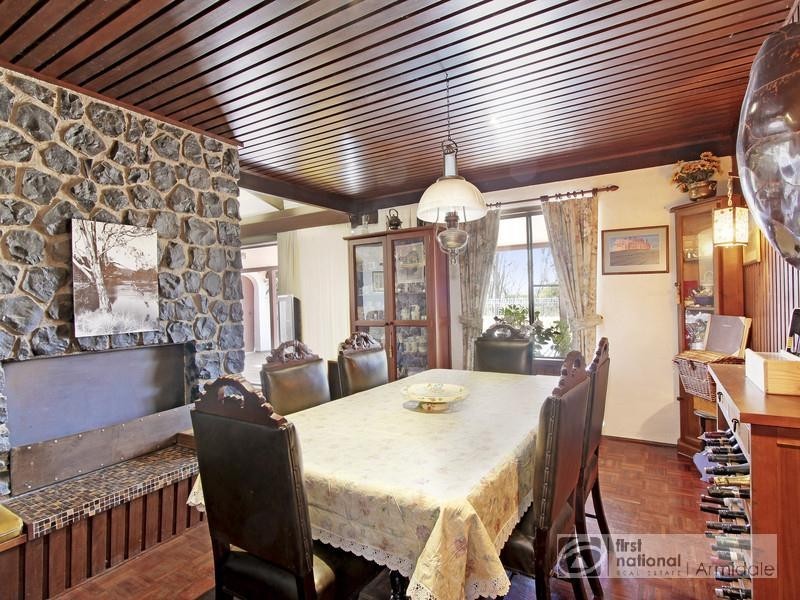 19 Rowlands Road, Armidale NSW 2350