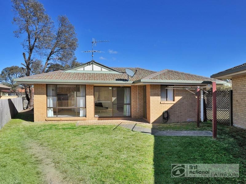 1/24 Samuelson Crescent, Armidale NSW 2350