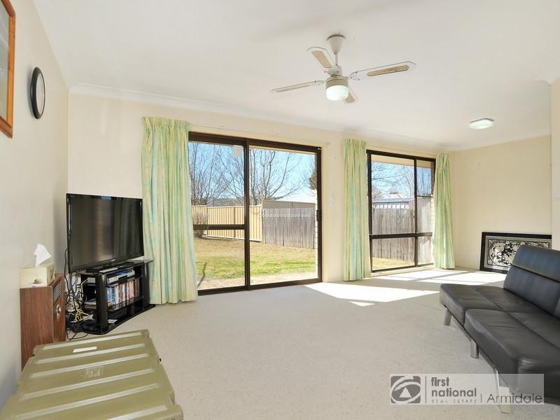 1/24 Samuelson Crescent, Armidale NSW 2350