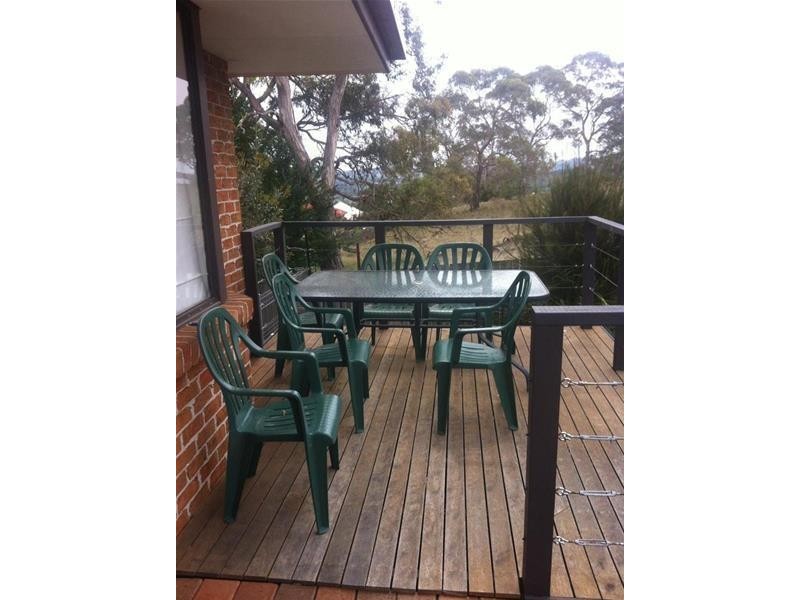 2/30 Crest Road, Armidale NSW 2350