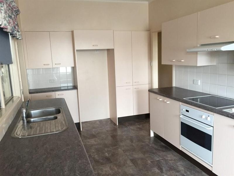 10 Kelly Avenue, Armidale NSW 2350