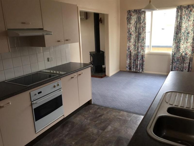 10 Kelly Avenue, Armidale NSW 2350