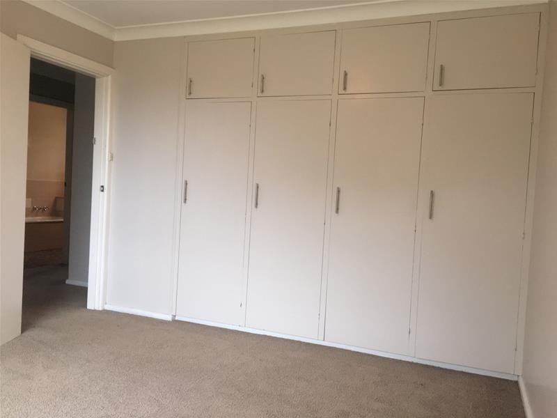 16 McKeon Avenue, Armidale NSW 2350