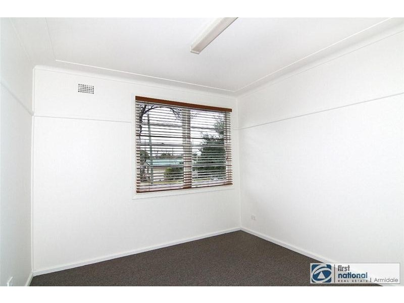 9 Elizabeth Street, Armidale NSW 2350