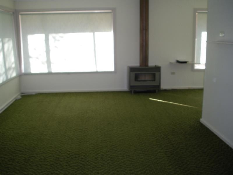 13 Chestnut Avenue, Armidale NSW 2350