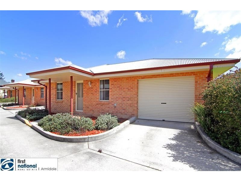 1/6 Speare Avenue, Armidale NSW 2350