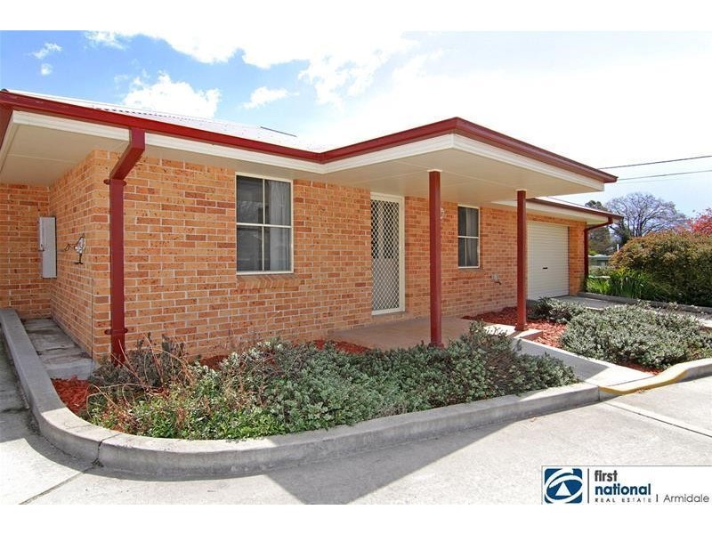 1/6 Speare Avenue, Armidale NSW 2350