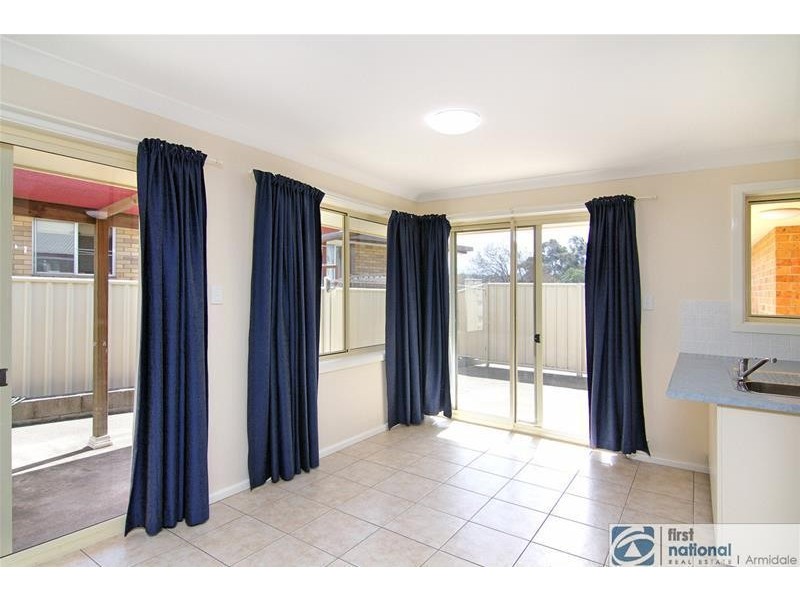 1/6 Speare Avenue, Armidale NSW 2350