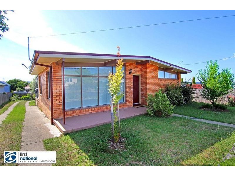 3 Kelly Avenue, Armidale NSW 2350