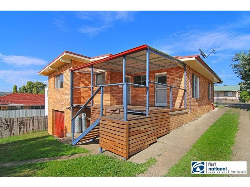3 Kelly Avenue, Armidale NSW 2350