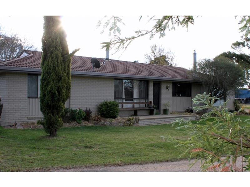 999 Castledoyle Road, Armidale NSW 2350