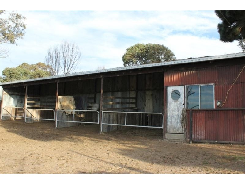 999 Castledoyle Road, Armidale NSW 2350