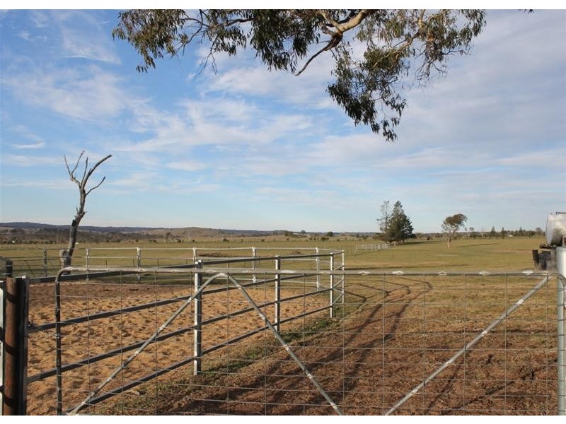 999 Castledoyle Road, Armidale NSW 2350