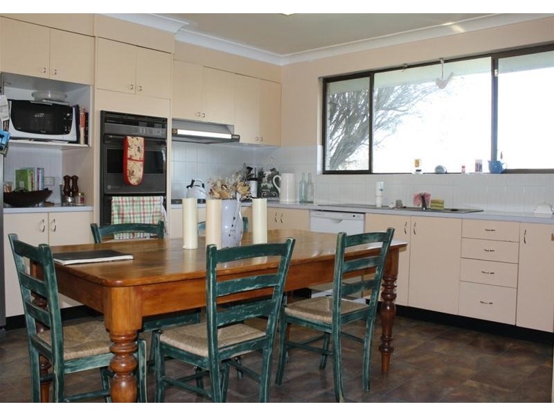 999 Castledoyle Road, Armidale NSW 2350