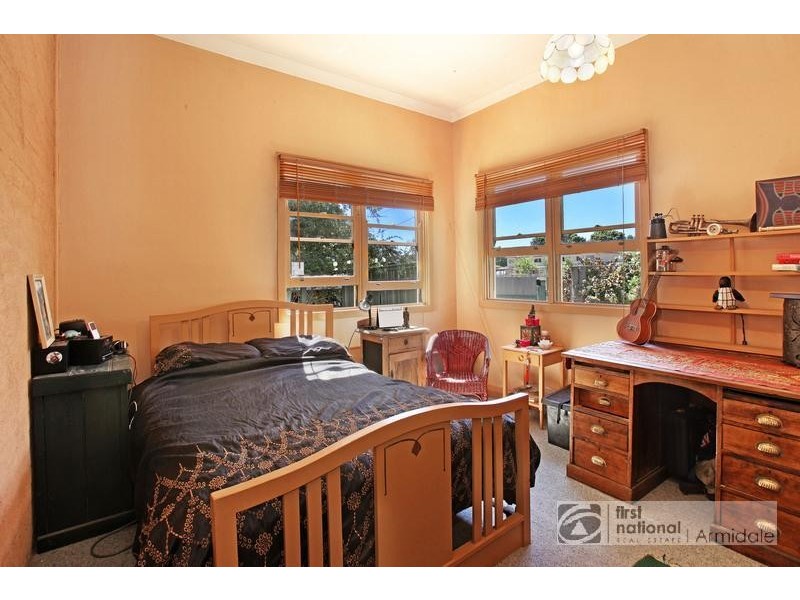 220 Donnelly Street, Armidale NSW 2350